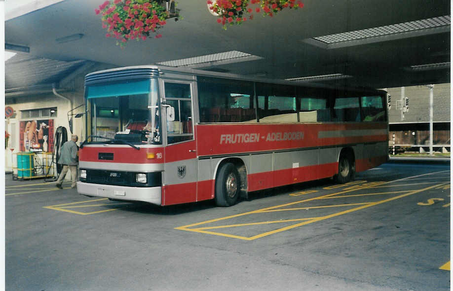 (015'022) - AFA Adelboden - Nr. 16/BE 25'753 - FBW/R&J am 8. September 1996 beim Bahnhof Frutigen