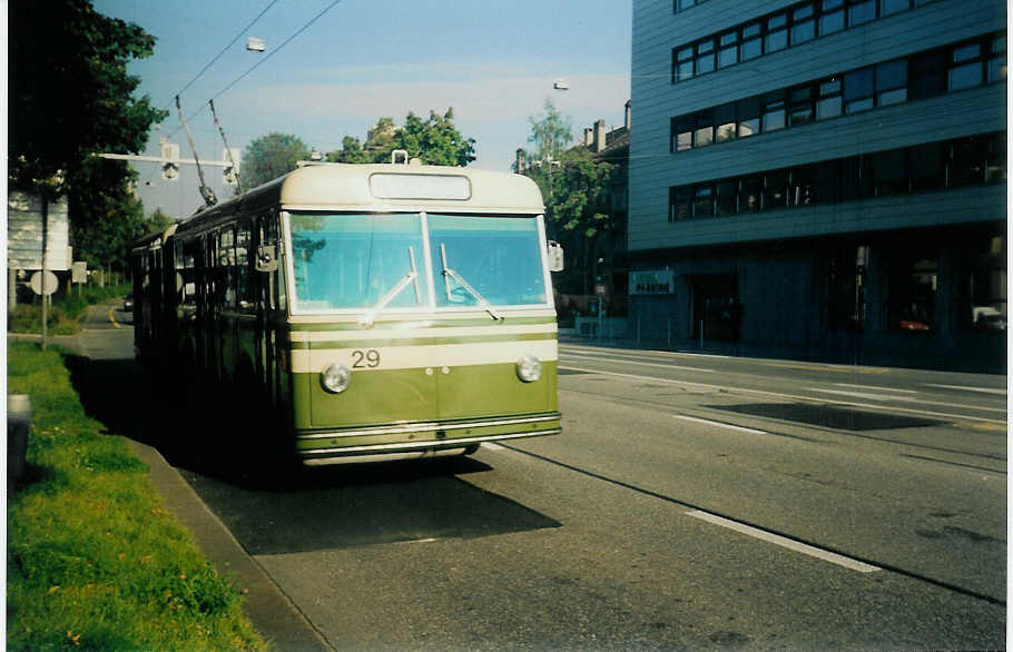 (015'200B) - SVB Bern - Nr. 29 - FBW/SWS-Gangloff Gelenktrolleybus am 11. September 1996 in Bern, Inselspital
