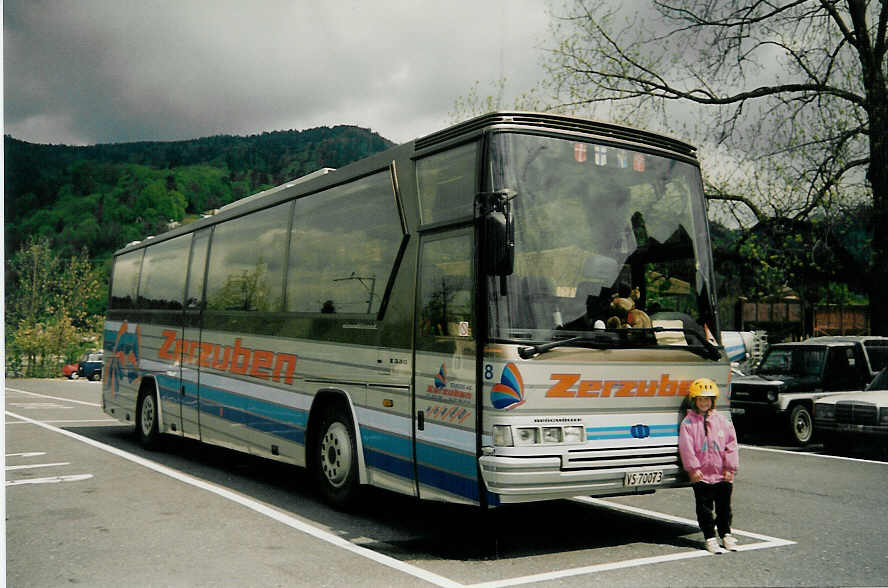 (016'920) - Zerzuben, Visp-Eyholz - Nr. 8/VS 70'073 - Drgmller am 30. April 1997 in Thun, Seestrasse