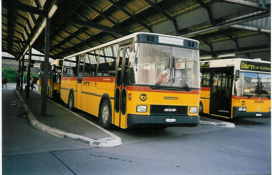(017'022) - PTT-Regie - P 24'432 - NAW/Hess am 14. Mai 1997 in Bern, Postautostation