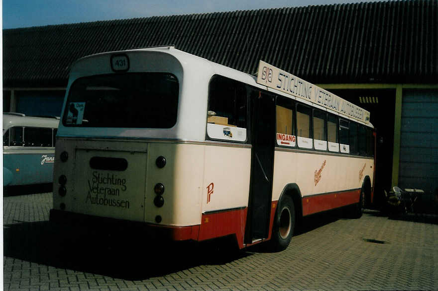 (017'730) - SVA Dordrecht - Nr. 431/AB-18-56 - Volvo am 12. Juli 1997 in Pijnacker, Garage