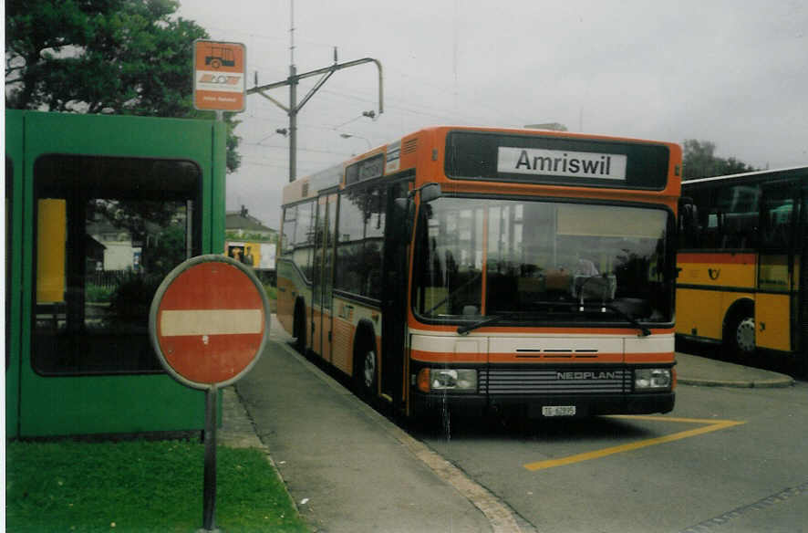 (018'418) - AOT Amriswil - Nr. 5/TG 62'895 - Neoplan am 2. August 1997 beim Bahnhof Arbon