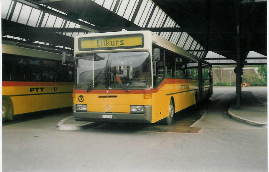 (018'508) - PTT-Regie - P 27'708 - Mercedes am 4. August 1997 in Bern, Postautostation