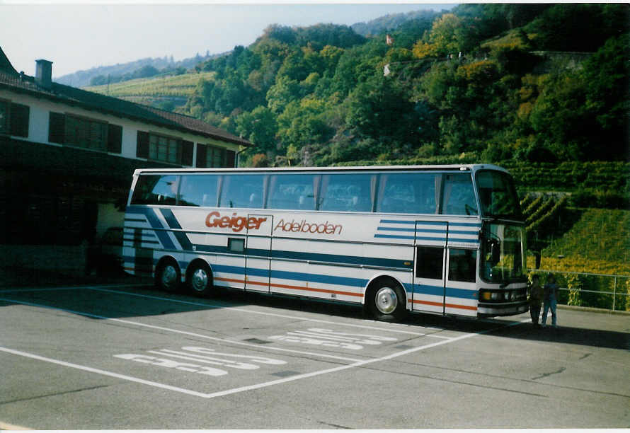 (019'809) - Geiger, Adelboden - Nr. 4/BE 43'333 - Setra am 4. Oktober 1997 in Twann, Weinkellerei Engel