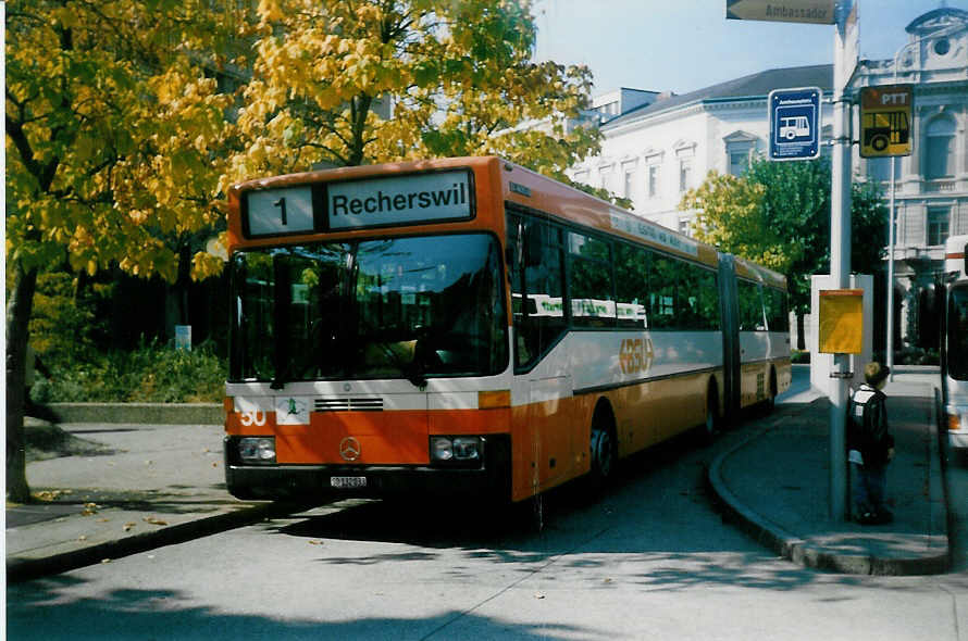 (019'818) - BSU Solothurn - Nr. 50/SO 132'033 - Mercedes am 6. Oktober 1997 in Solothurn, Amthausplatz