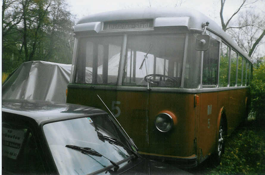 (021'009) - RhV Altsttten - Nr. 5 - FBW/SIG Trolleybus am 30. November 1997 in Luzern, Verkehrshaus