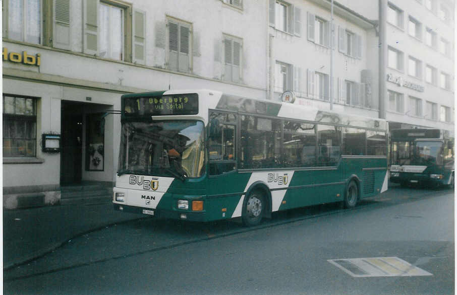 (021'628) - BUBU Burgdorf - BE 26'042 - MAN/Lauber am 14. Februar 1998 beim Bahnhof Burgdorf