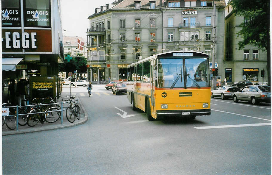 (023'222) - PTT-Regie - P 24'358 - Saurer/R&J am 8. Juni 1998 in Bern, Schanzenstrasse