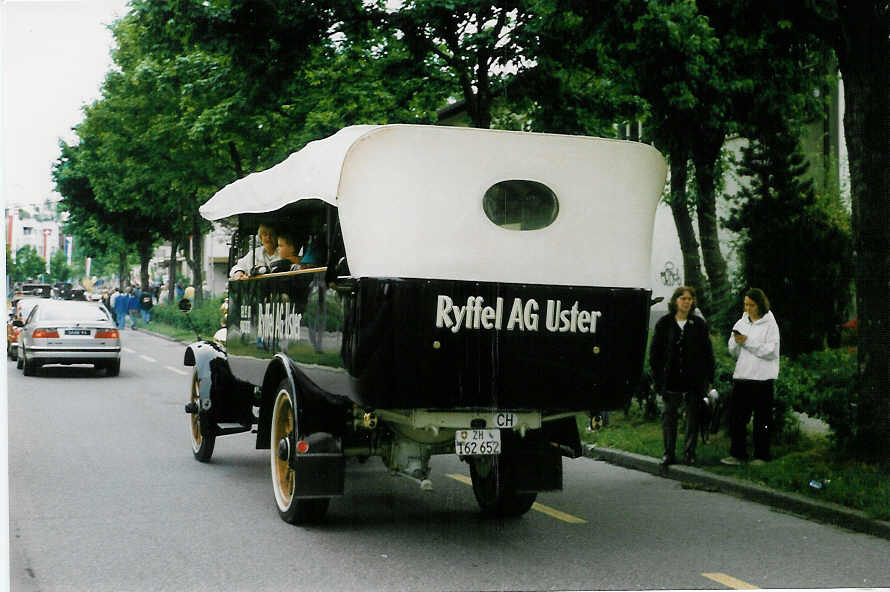 (023'316) - Ryffel, Uster - ZH 162'652 - Saurer/Saurer am 14. Juni 1998 in Uster, Zrichstrasse