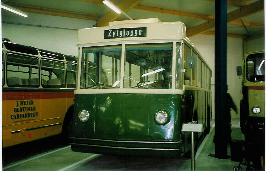 (023'326) - SVB Bern (TVB) - Nr. 13 - FBW/Gangloff Trolleybus (ex TN Neuchtel Nr. 107; ex TN Neuchtel Nr. 7; ex SVB Bern Nr. 13) am 14. Juni 1998 in Wetzikon, FBW-Museum