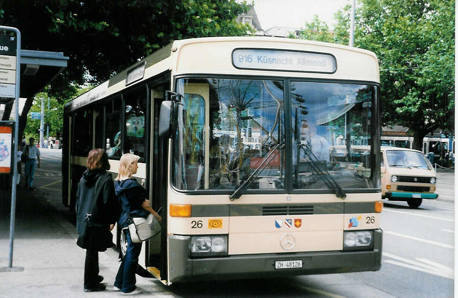 (024'034) - AZZK Zollikon - Nr. 26/ZH 48'126 - Mercedes/R&J am 11. Juli 1998 in Zrich, Bellevueplatz