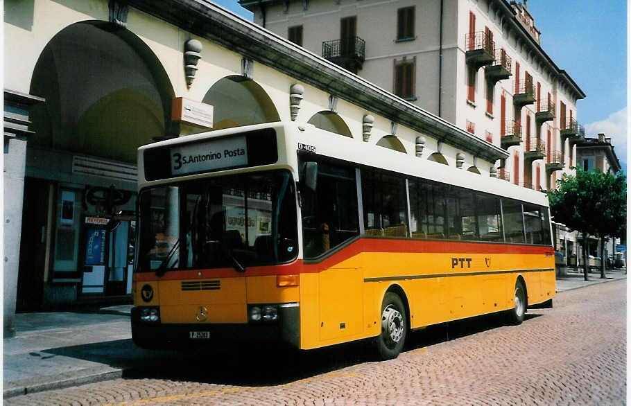 (024'129) - PTT-Regie - P 25'283 - Mercedes am 13. Juli 1998 beim Bahnhof Bellinzona