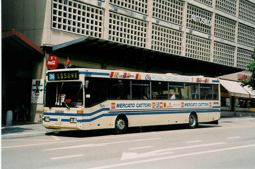 (024'404) - FART Locarno - Nr. 41/TI 173'541 - Mercedes am 13. Juli 1998 beim Bahnhof Locarno