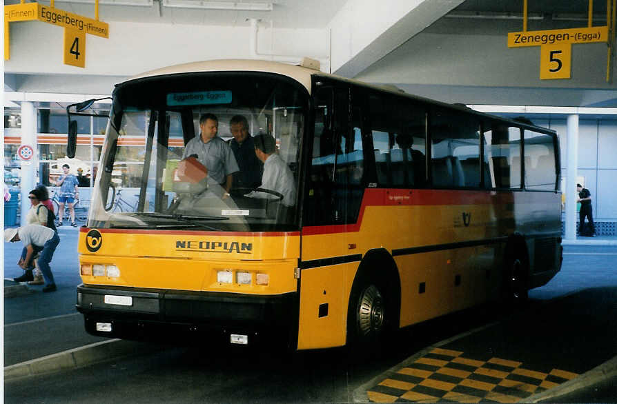 (024'534) - Hutter, Eggerberg - VS 4820 - Neoplan am 14. Juli 1998 in Visp, Postautostation
