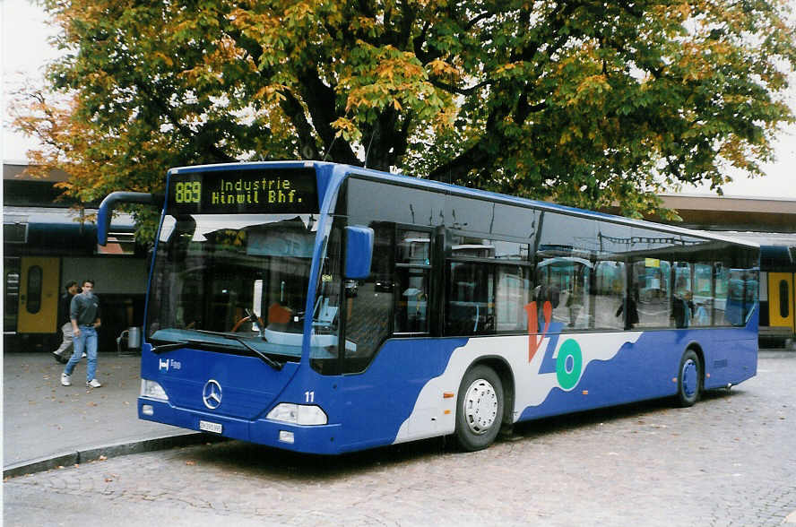 (026'308) - VZO Grningen - Nr. 11/ZH 291'995 - Mercedes am 3. Oktober 1998 beim Bahnhof Wetzikon