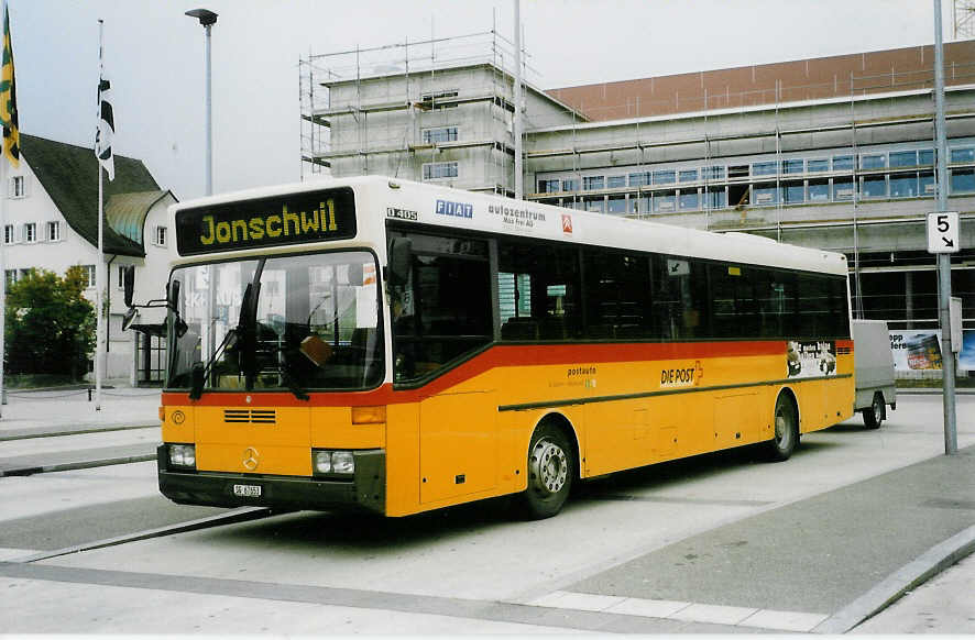 (027'017) - Buner&Schmidt, Jonschwil - SG 67'653 - Mercedes am 8. Oktober 1998 beim Bahnhof Wil