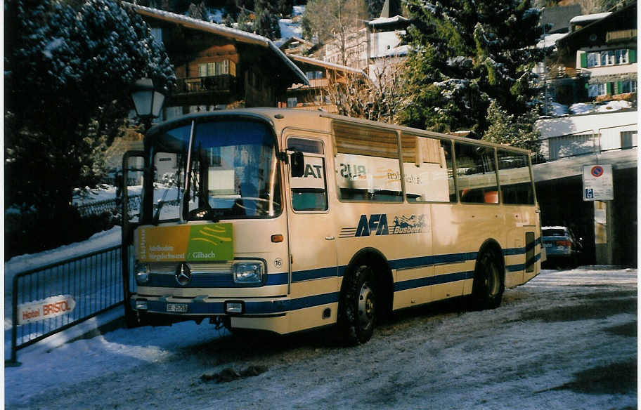 (028'325) - AFA Adelboden - Nr. 16/BE 25'753 - Mercedes/Vetter (ex FART Locarno Nr. 3) am 25. Dezember 1998 beim Autobahnhof Adelboden