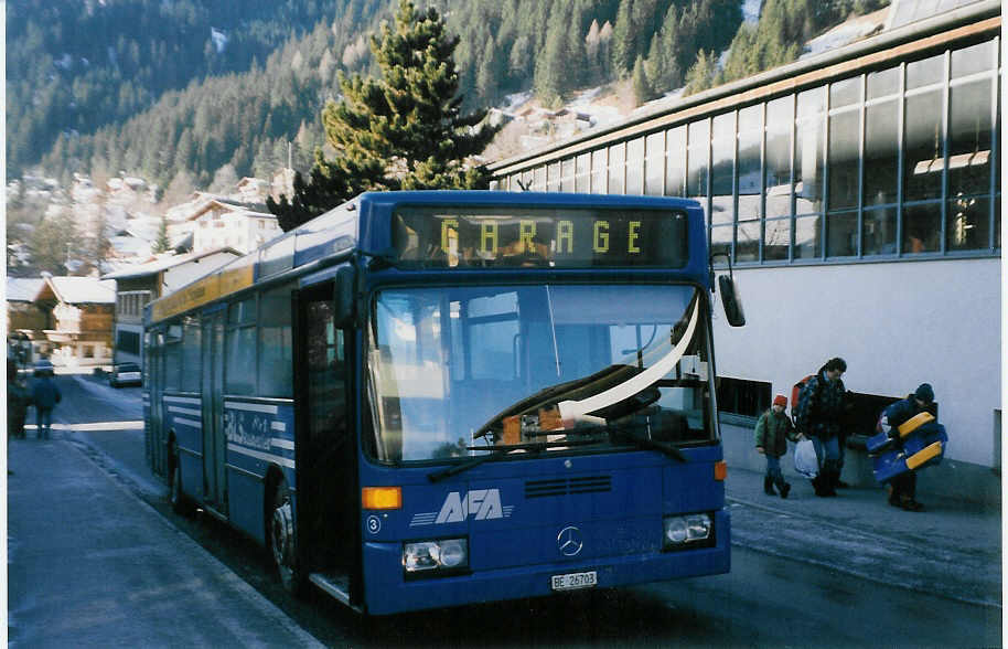 (028'335) - AFA Adelboden - Nr. 3/BE 26'703 - Mercedes am 28. Dezember 1998 beim Autobahnhof Adelboden