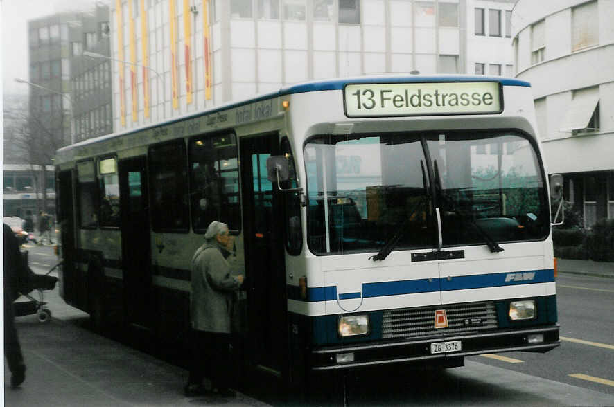 (028'530) - ZVB Zug - Nr. 26/ZG 3376 - FBW/R&J am 31. Dezember 1998 in Zug, Bundesplatz