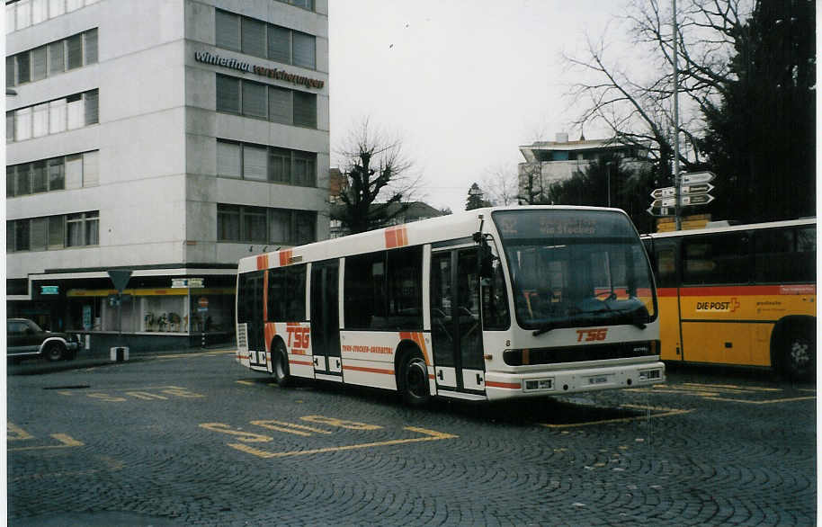 (029'231) - STI Thun - Nr. 8/BE 26'034 - Den Oudsten (ex TSG Blumenstein Nr. 8) am 6. Februar 1999 beim Bahnhof Thun