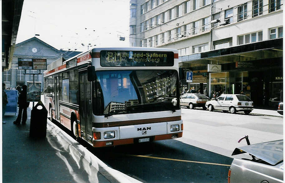 (030'030) - ABM Meinisberg - Nr. 1/BE 133'371 - MAN am 13. Mrz 1999 beim Bahnhof Biel