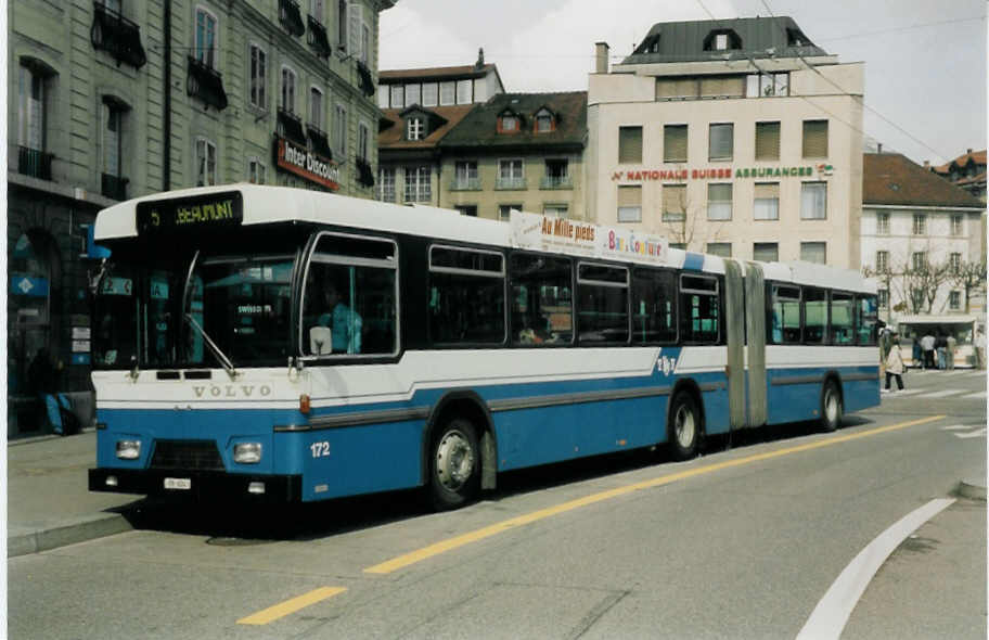 (030'610) - TF Fribourg - Nr. 172/FR 624 - Volvo/Hess am 3. April 1999 in Fribourg, Place Phyton