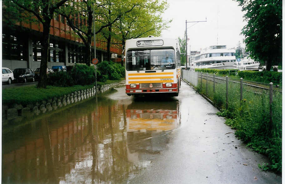 (031'511) - STI Thun - Nr. 26/BE 419'025 - Volvo/R&J (ex SAT Thun Nr. 26) am 14. Mai 1999 in Thun, Rosenau
