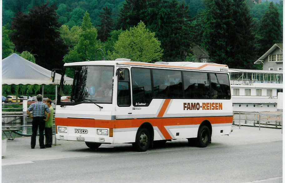 (031'620) - Famo, Sderen - Nr. 3/BE 322'111 - Iveco/Orlandi am 28. Mai 1999 bei der Schifflndte Thun