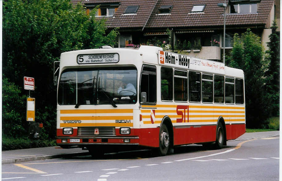 (032'115) - STI Thun - Nr. 31/BE 419'031 - Volvo/R&J (ex SAT Thun Nr. 31) am 14. Juni 1999 in Thun, Schorenfriedhof