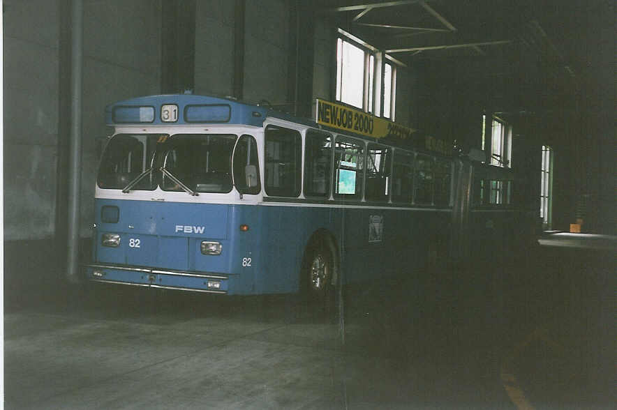 (032'609) - VBZ Zrich - Nr. 82 - FBW/R&J Gelenktrolleybus am 26. Juni 1999 in Zrich, Garage Hardau