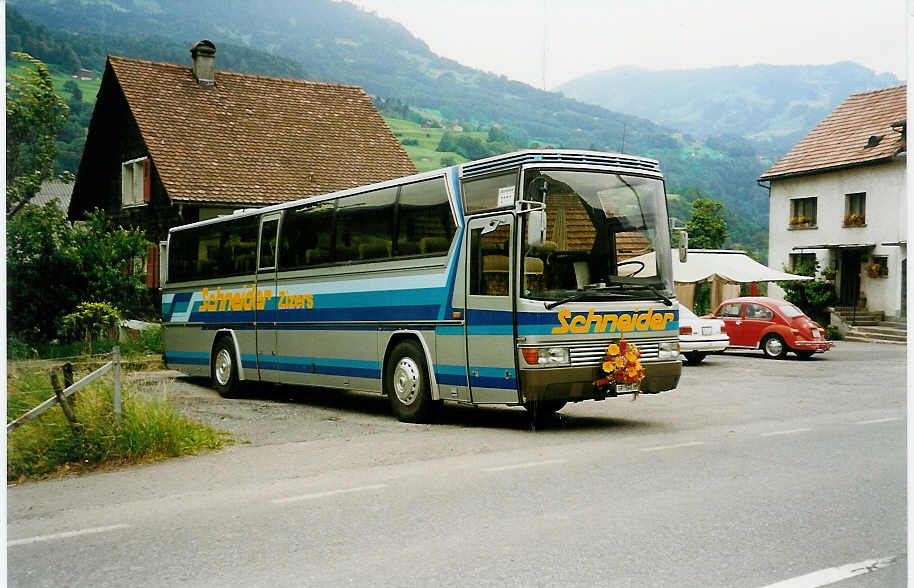 (032'628) - Schneider, Zizers - GR 54'636 - Drgmller am 26. Juni 1999 in Flums, Gasthaus Halbmil