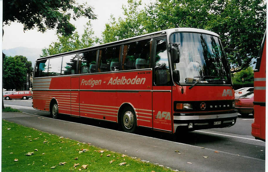 (034'608) - AFA Adelboden - Nr. 23/BE 26'773 - Setra am 15. Juli 1999 in Thun, Lachen