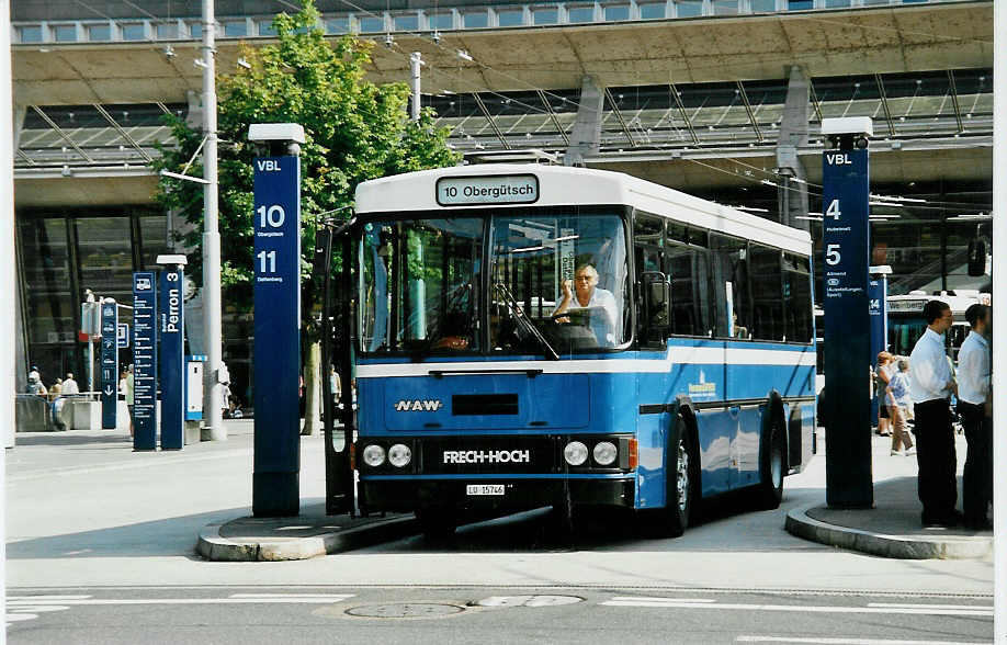 (034'910) - Bucheli, Kriens - Nr. 4/LU 15'746 - NAW/FHS am 26. Juli 1999 beim Bahnhof Luzern