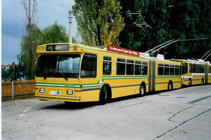 (035'219) - TN Neuchtel - Nr. 172 - FBW/Hess Gelenktrolleybus am 8. August 1999 in Neuchtel, Dpt