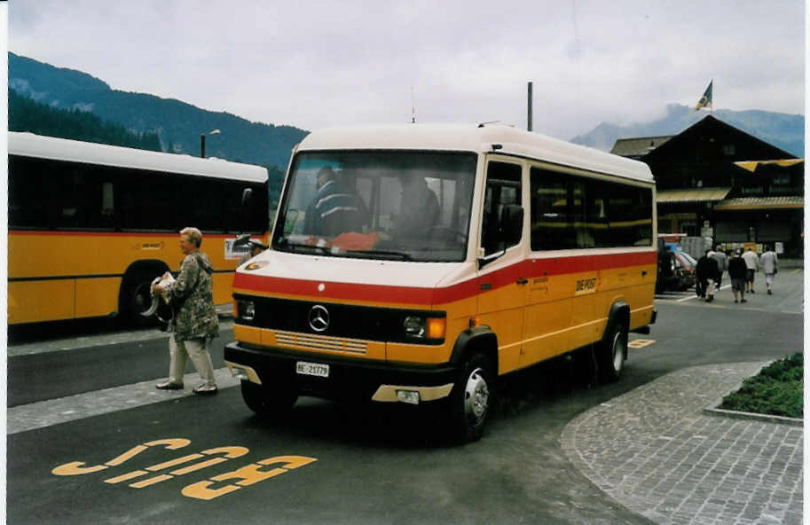 (036'104) - Kbli, Gstaad - BE 21'779 - Mercedes/Auwrter (ex von Grnigen, Turbach) am 29. August 1999 beim Bahnhof Gstaad