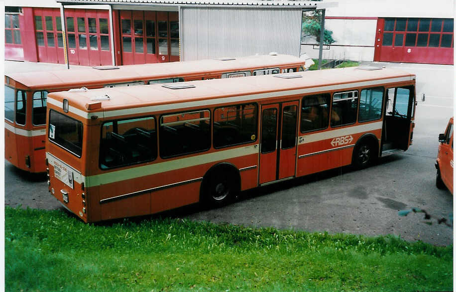 (037'021) - BSU Solothurn - Nr. 39/BE 253'492 - FBW/R&J (ex RBS Worblaufen Nr. 4) am 19. September 1999 in Zuchwil, Garage
