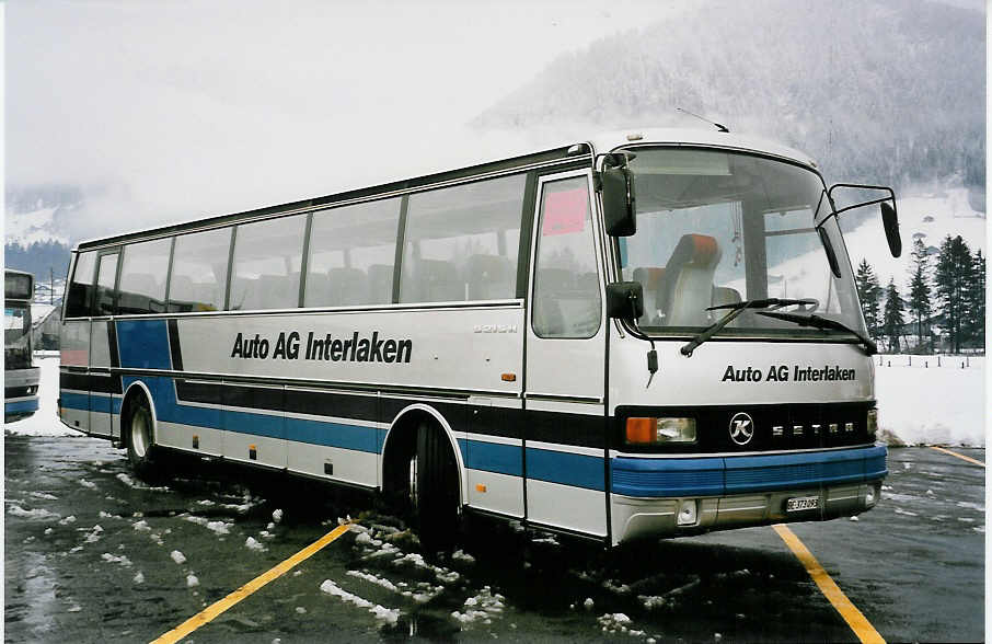 (038'932) - AAGI Interlaken - Nr. 29/BE 373'093 - Setra am 19. Februar 2000 in Frutigen, Flugplatz