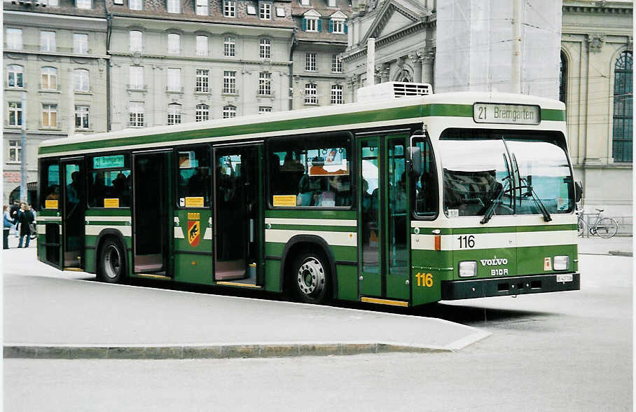 (039'713) - SVB Bern - Nr. 116/BE 427'116 - Volvo/R&J am 14. Mrz 2000 beim Bahnhof Bern