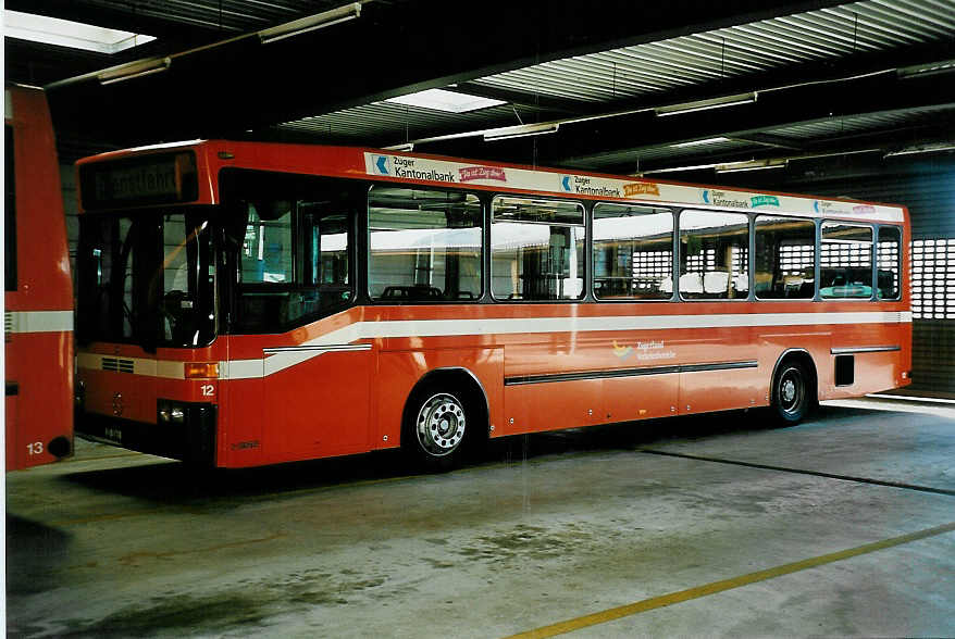 (040'134) - ZVB Zug - Nr. 12/ZG 3362 - Mercedes/Hess am 8. April 2000 in Zug, Garage