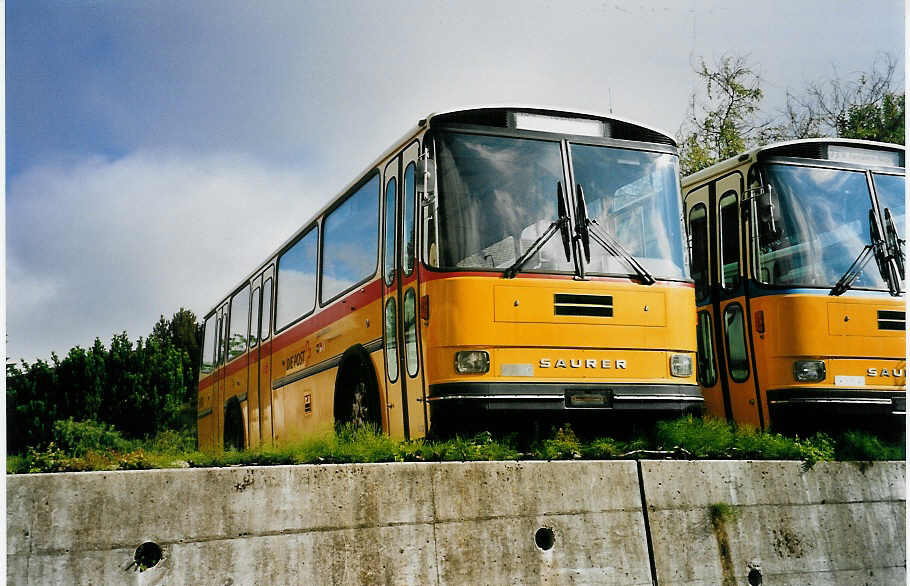 (040'710) - PTT-Regie - P 25'845 - Saurer/Hess am 1. Juni 2000 in Btzberg, Heiniger
