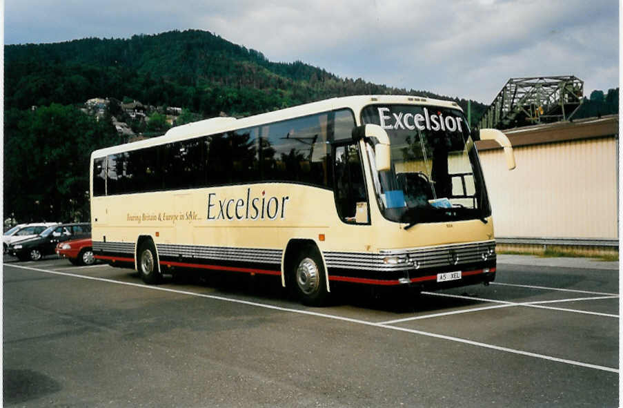 (041'617) - Aus England: Exelsior, Bournemouth - Nr. 604/A5 XEL - Plaxton am 26. Juni 2000 in Thun, Seestrasse