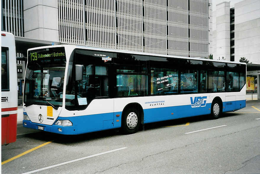 (041'928) - Welti-Furrer, Zrich - Nr. 92/ZH 661'192 - Mercedes am 13. Juli 2000 in Zrich, Flughafen