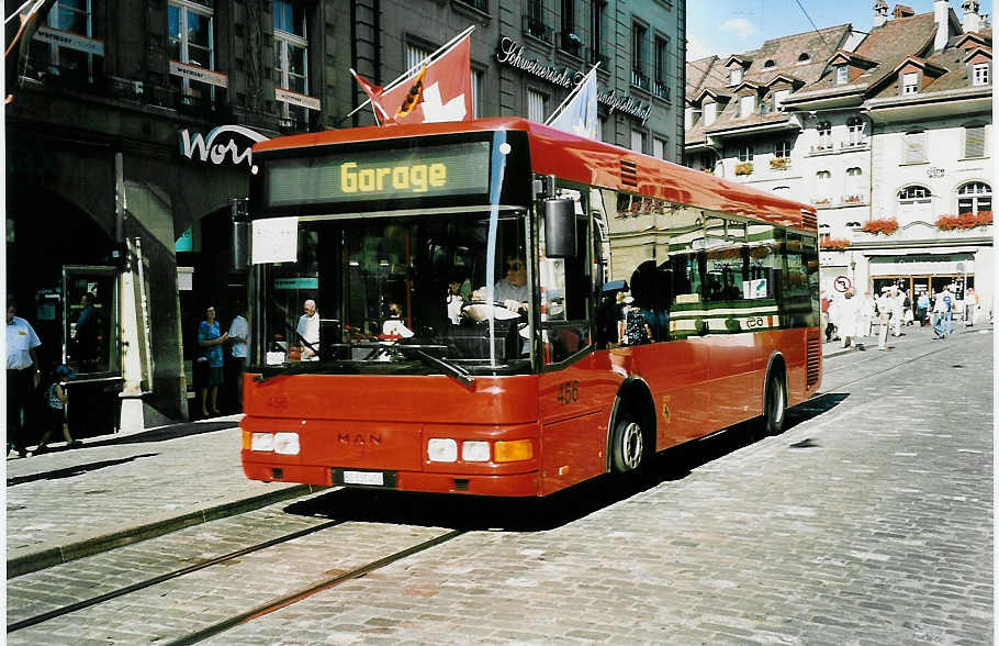 (042'524) - SVB Bern - Nr. 456/BE 535'456 - MAN/Berkhof am 12. August 2000 in Bern, Brenplatz