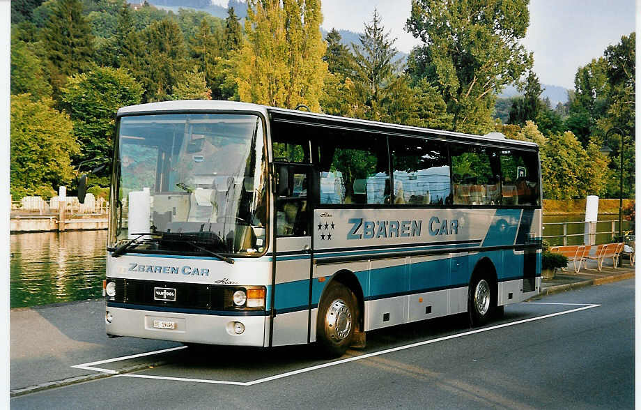 (043'216) - Zbren, Konolfingen - BE 19'496 - Van Hool am 14. September 2000 bei der Schifflndte Thun