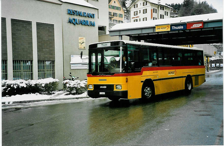 (044'430) - PTT-Regie - P 24'442 - NAW/Hess am 1. Januar 2001 in Thusis, Postautostation