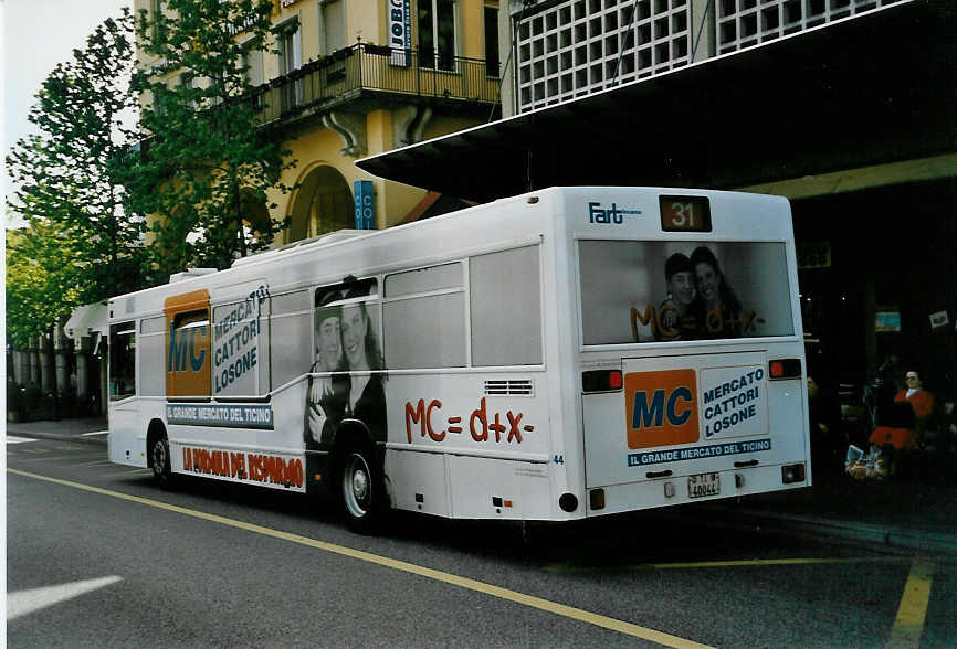 (046'321) - FART Locarno - Nr. 44/TI 40'044 - Mercedes am 24. April 2001 beim Bahnhof Locarno