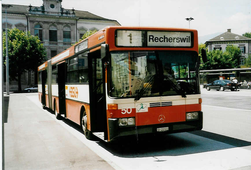 (047'421) - BSU Solothurn - Nr. 50/SO 132'033 - Mercedes am 23. Juni 2001 in Solothurn, Amthausplatz