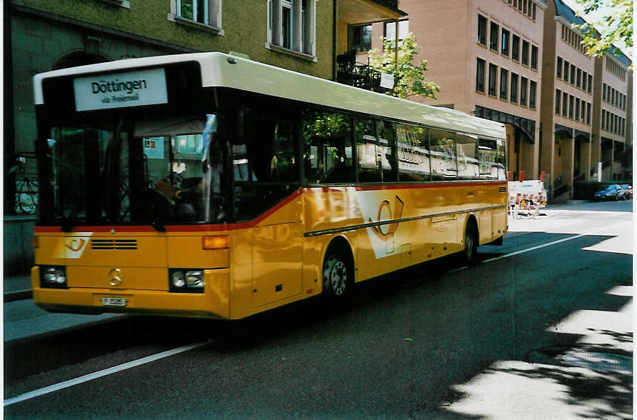 (048'218) - PTT-Regie - P 25'285 - Mercedes am 17. Juli 2001 in Baden, Postautostation