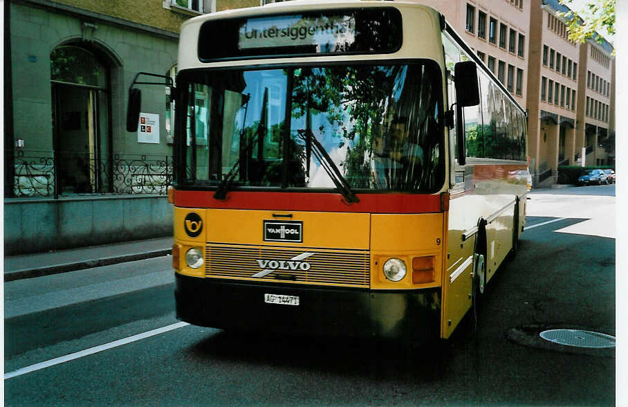 (048'221) - Meier, Untersiggenthal - Nr. 9/AG 14'471 - Volvo/Van Hool am 17. Juli 2001 in Baden, Postautostation