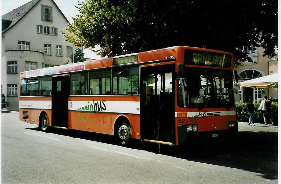 (048'320) - Regiobus, Gossau - Nr. 12/SG 164'169 - Mercedes am 17. Juli 2001 beim Bahnhof Gossau